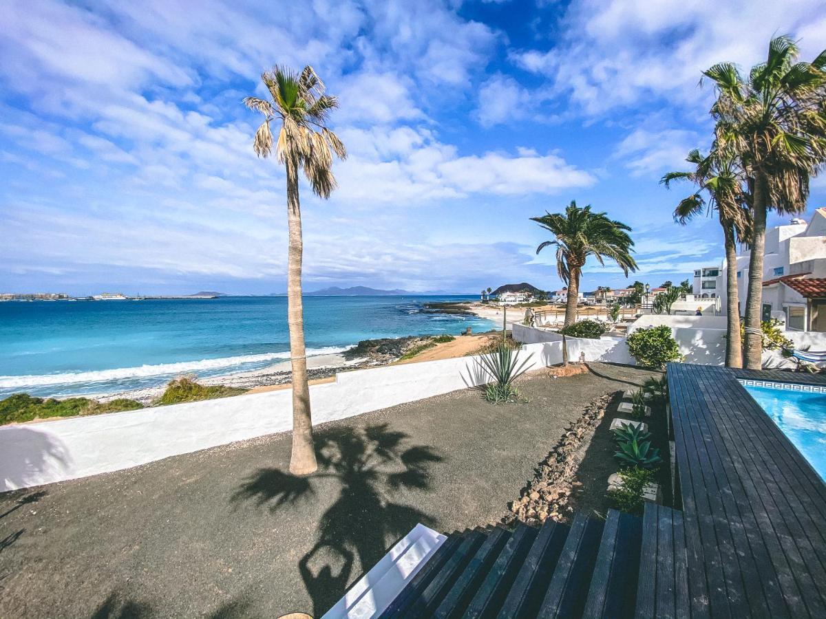Villa Los Flamencos By Veaco- Beachfront & Pool コラレホ エクステリア 写真