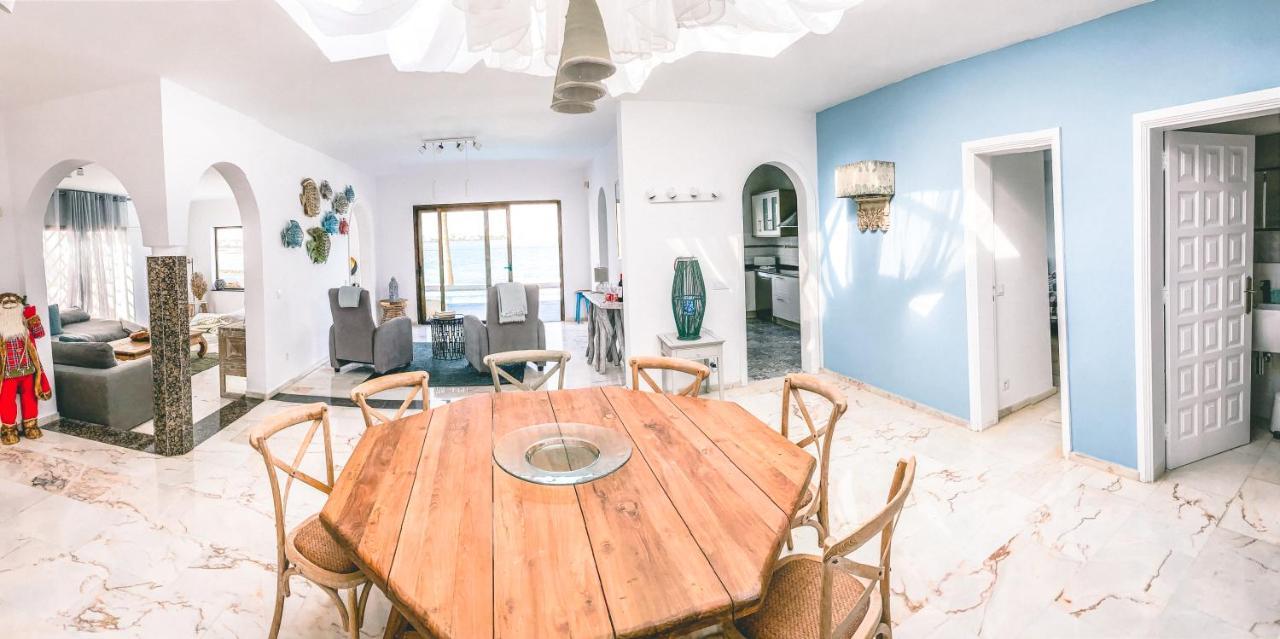 Villa Los Flamencos By Veaco- Beachfront & Pool コラレホ エクステリア 写真